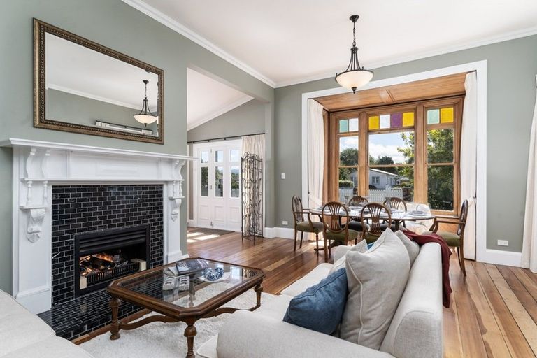 Photo of property in 260-262 High Street North, Carterton, 5713