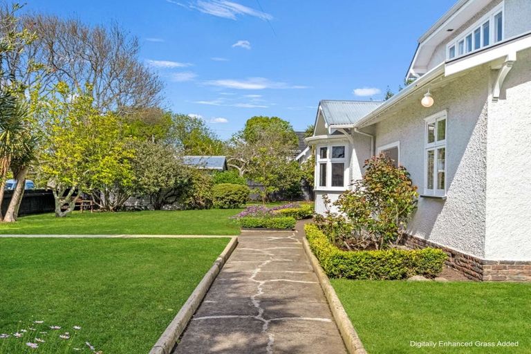 Photo of property in 5 Parkes Avenue, Saint Johns Hill, Whanganui, 4501