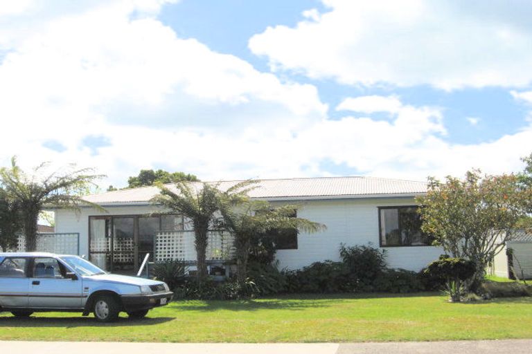 Photo of property in 63 Robinson Road, Whitianga, 3510