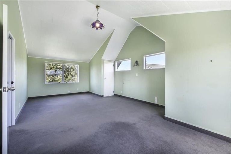 Photo of property in 55 Watchman Road, Westshore, Napier, 4110
