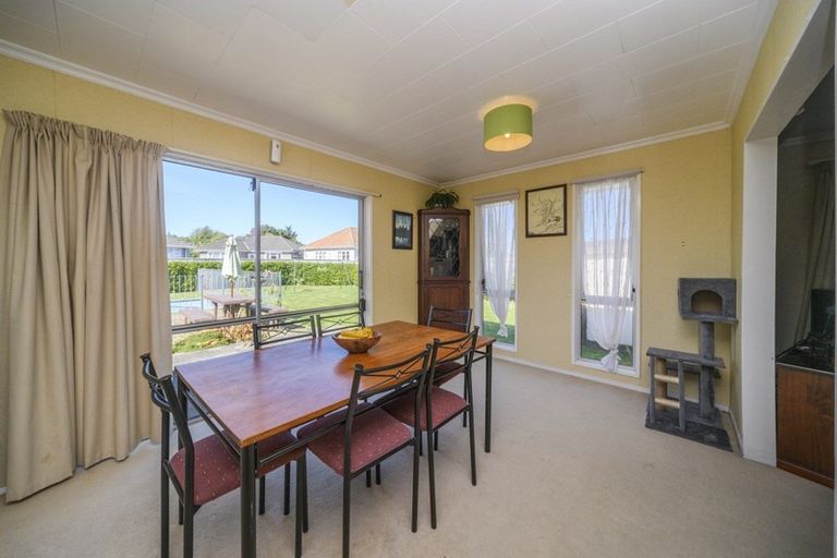 Photo of property in 23 Robinson Crescent, Westbrook, Palmerston North, 4412