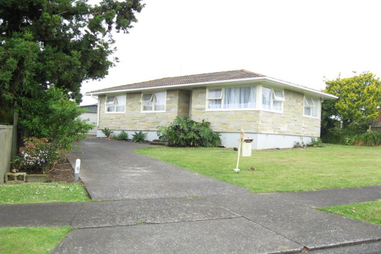 Photo of property in 9 Kea Place, Mangere Bridge, Auckland, 2022