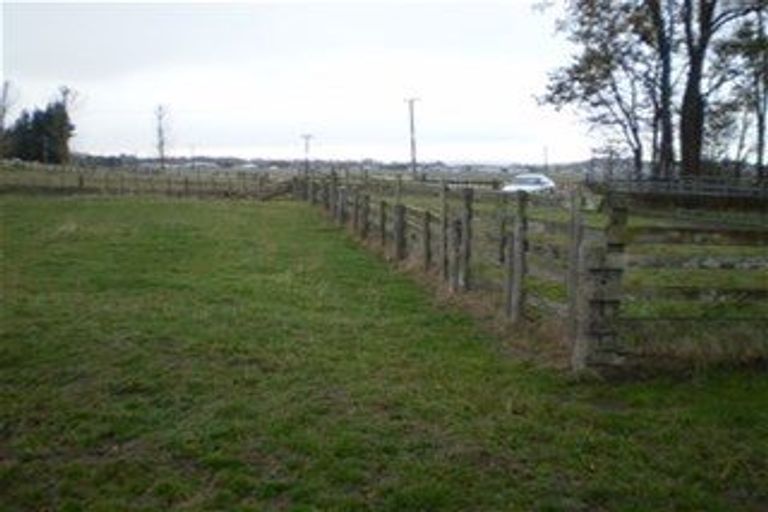 Photo of property in 18 Jg Wilson Drive, Waipukurau, 4281