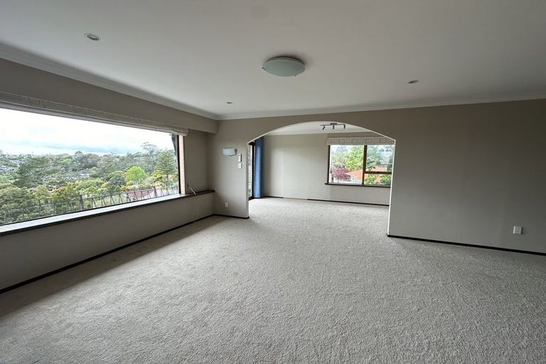 Photo of property in 557 East Coast Road, Browns Bay, Auckland, 0630