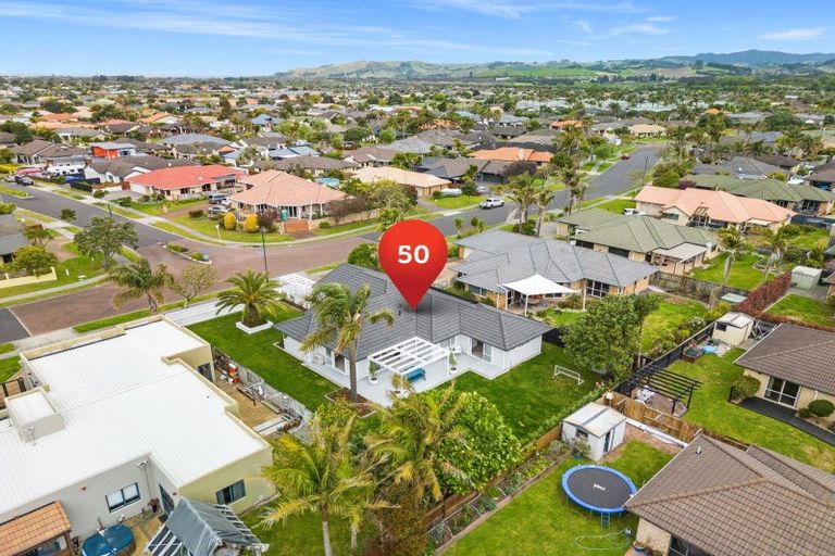 Photo of property in 50 Tuihana Drive, Papamoa Beach, Papamoa, 3118