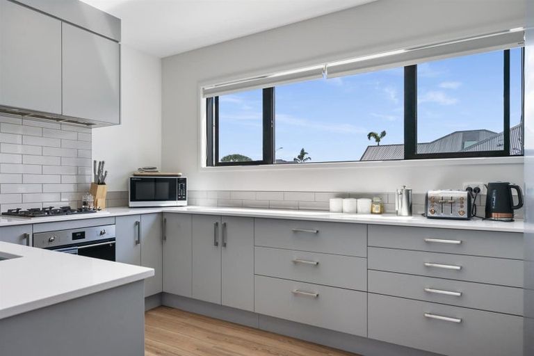 Photo of property in 51 Cotula Way, Papamoa Beach, Papamoa, 3118