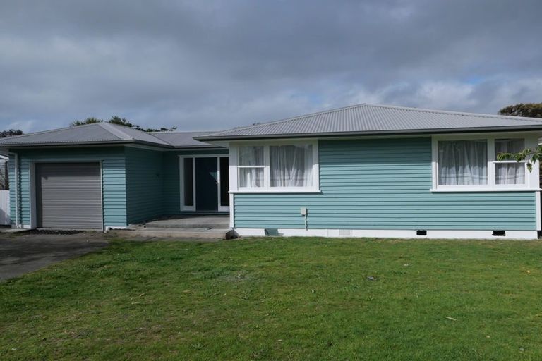Photo of property in 47 Te Kupe Road, Paraparaumu Beach, Paraparaumu, 5032