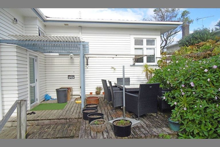 Photo of property in 22 Abbotts Way, Remuera, Auckland, 1050