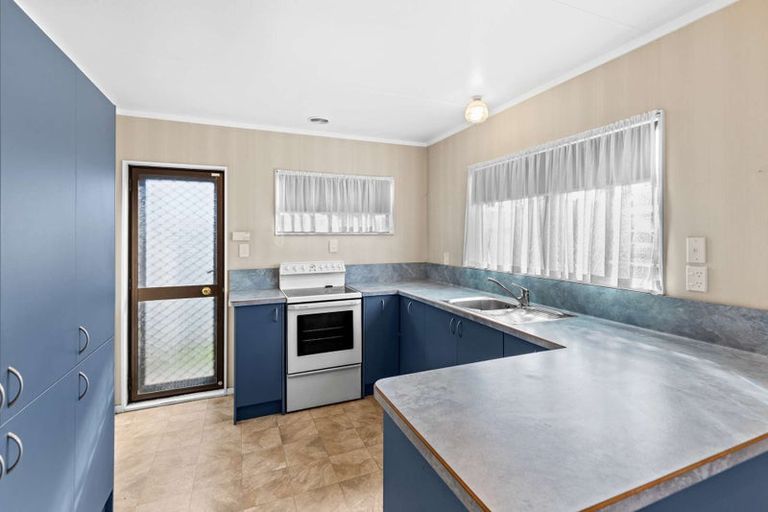 Photo of property in 22 Tawa Street, Gonville, Whanganui, 4501