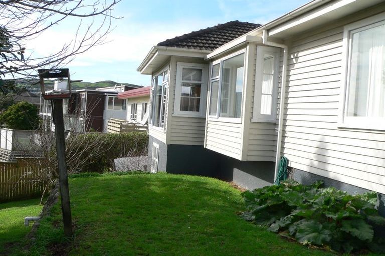 Photo of property in 36 The Drive, Tawa, Wellington, 5028