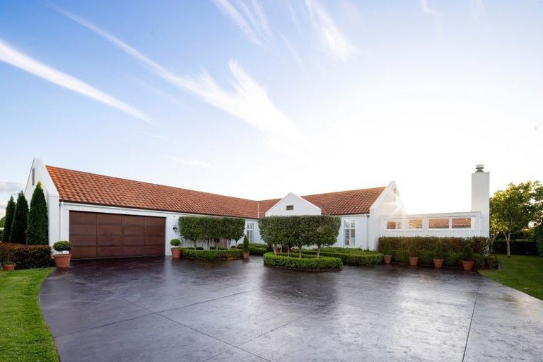 Photo of property in 83 Saint Kilda Road, Cambridge, 3434