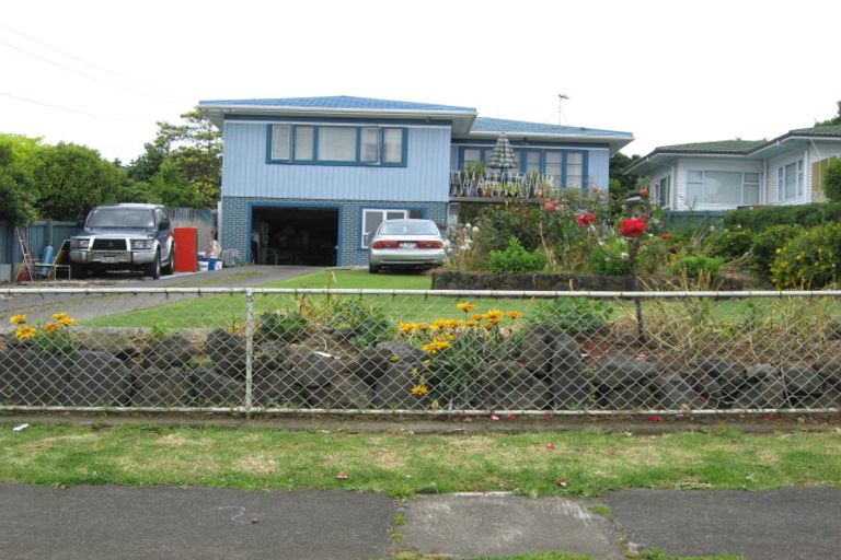 Photo of property in 4 Pukaki Road, Mangere, Auckland, 2022