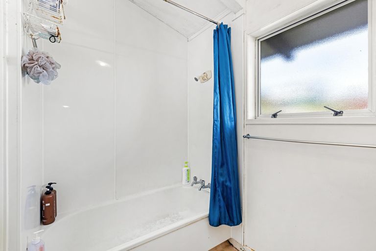 Photo of property in 7 Manukau Road, Raglan, 3225