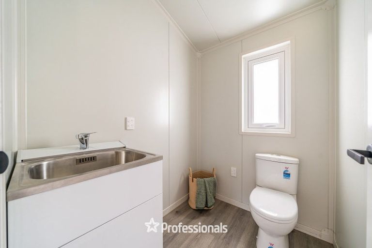 Photo of property in 18f Norana Road, Maoribank, Upper Hutt, 5018