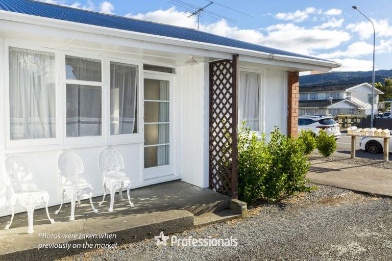 Photo of property in 1/516 Fergusson Drive, Trentham, Upper Hutt, 5018