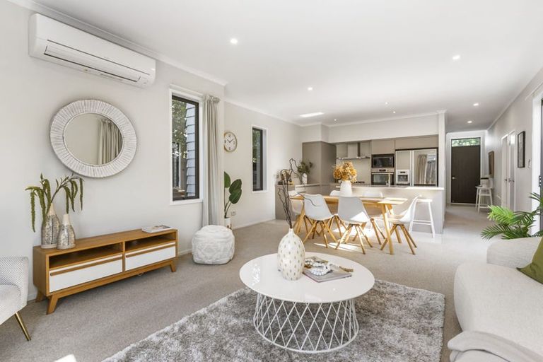 Photo of property in 1 Saltmarsh Road, Hobsonville, Auckland, 0616