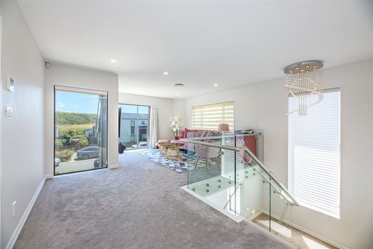 Photo of property in 13 Bight Road, Long Bay, Auckland, 0630