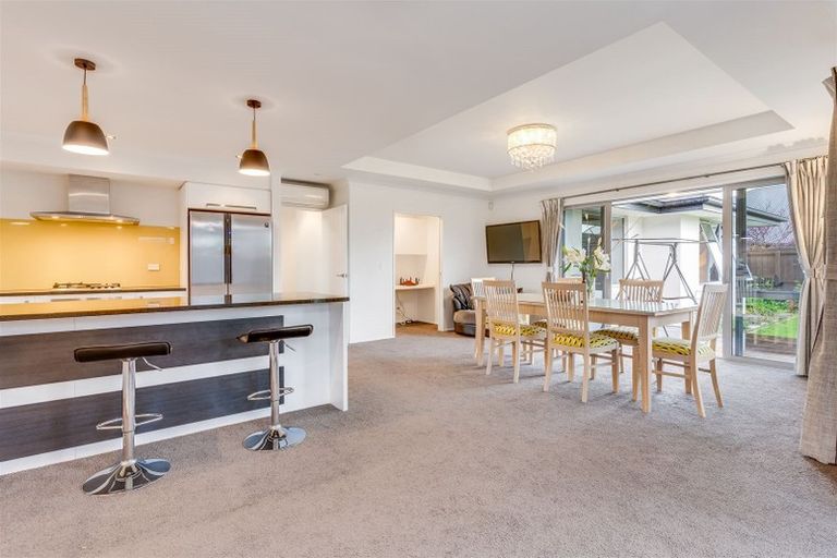 Photo of property in 17 Greenwich Street, Halswell, Christchurch, 8025