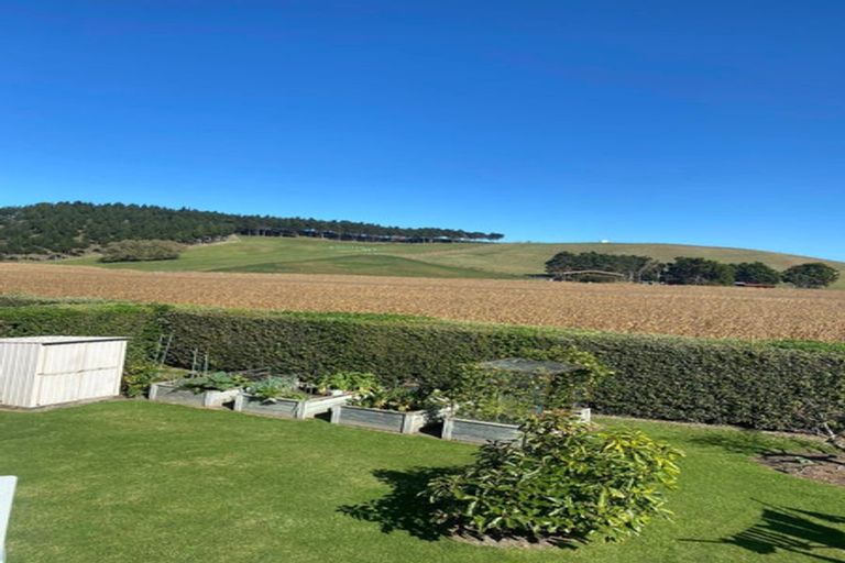 Photo of property in 91 Harper Road, Waimarama, Havelock North, 4294