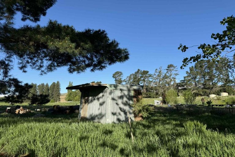 Photo of property in 633 Ardgour Road, Tarras, Cromwell, 9383