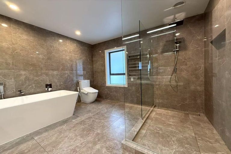 Photo of property in 26 Kingfisher Grove, Greenhithe, Auckland, 0632