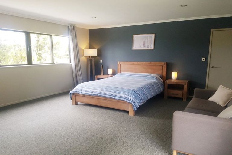 Photo of property in 45 Jonkers Road, Waitakere, Henderson, 0782