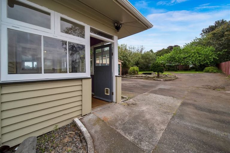 Photo of property in 63 Gladstone Street, Hawera, 4610