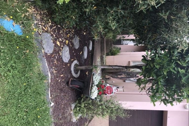 Photo of property in 36 Trimaran Drive, Gulf Harbour, Whangaparaoa, 0930