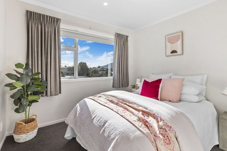 Photo of property in 21 Mascot Street, Tawa, Wellington, 5028