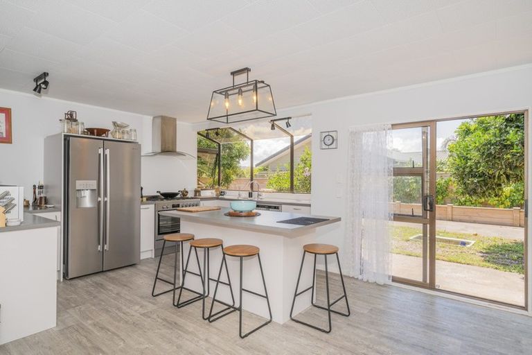 Photo of property in 133 Robinson Road, Whitianga, 3510