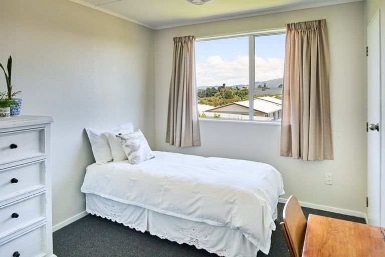 Photo of property in 2/30 Adventure Drive, Whitby, Porirua, 5024
