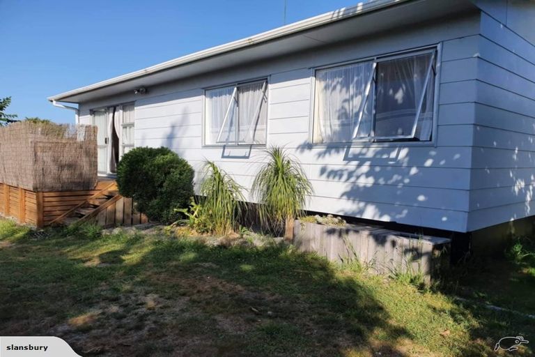 Photo of property in 14a Pohutukawa Drive, Owhata, Rotorua, 3010