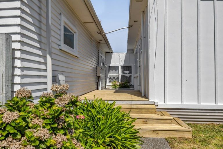 Photo of property in 63 Brois Street, Frankleigh Park, New Plymouth, 4310