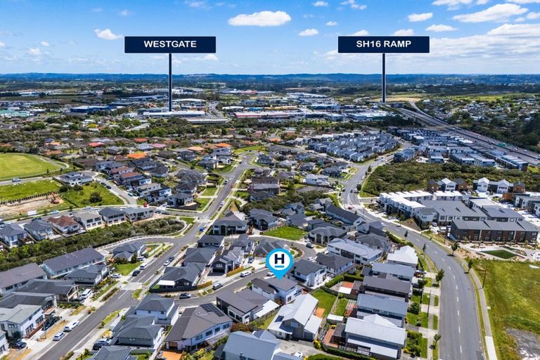 Photo of property in 7 Keiha Crescent, Massey, Auckland, 0614