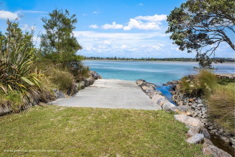 Photo of property in 252a Point Wells Road, Point Wells, 0986