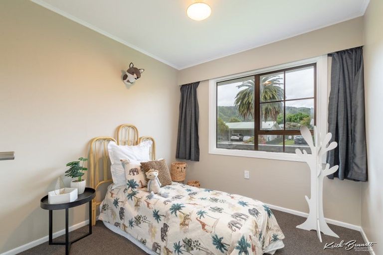 Photo of property in 3 Snell Grove, Clouston Park, Upper Hutt, 5018