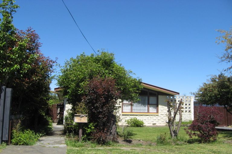 Photo of property in 13 Woodend Road, Woodend, 7610