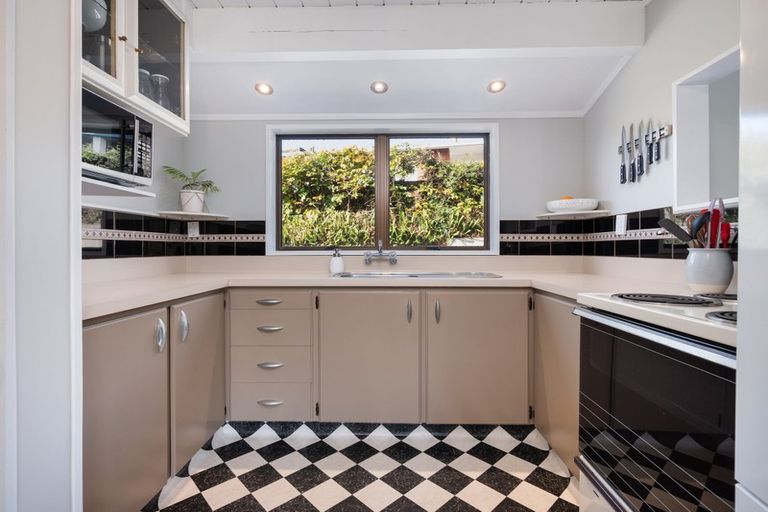 Photo of property in 23 Pamela Place, Otumoetai, Tauranga, 3110