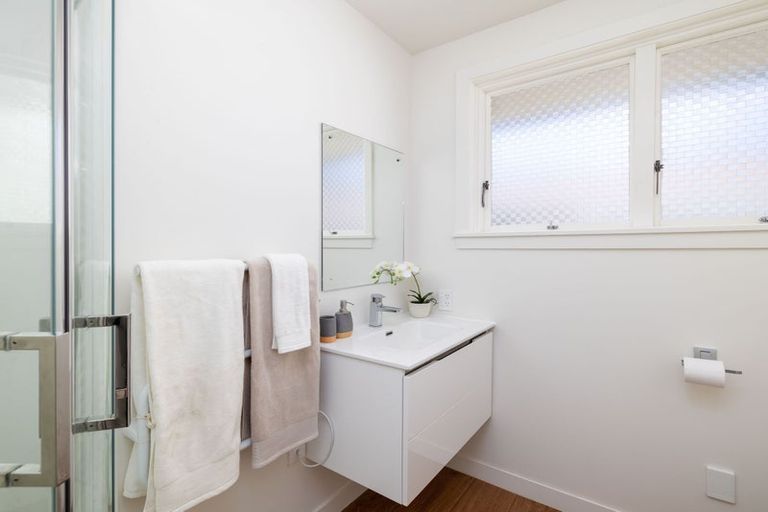 Photo of property in 2/30 Hillsborough Terrace, Hillsborough, Christchurch, 8022