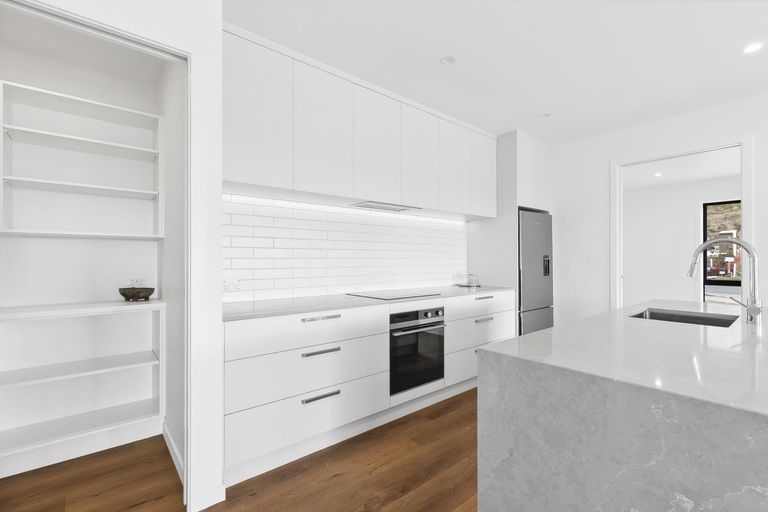 Photo of property in 33 Atkins Road, Luggate, Wanaka, 9382