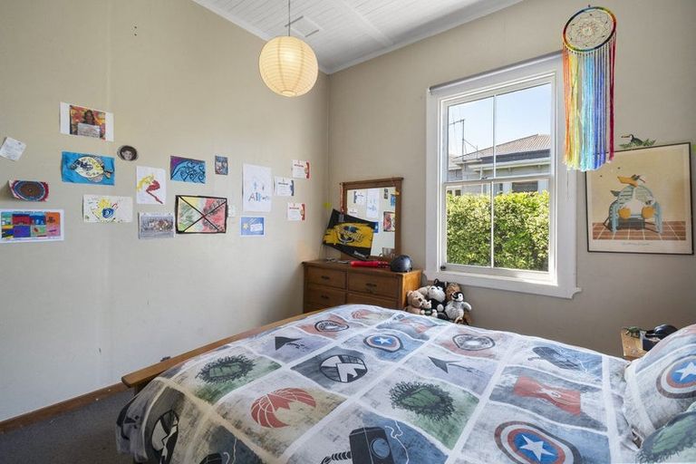 Photo of property in 18 Bourke Street, Palmerston North, 4410