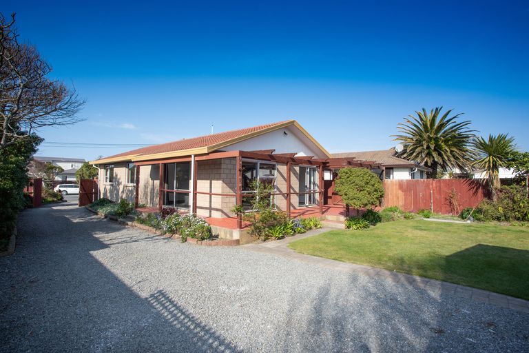 Photo of property in 204 Rocking Horse Road, Southshore, Christchurch, 8062
