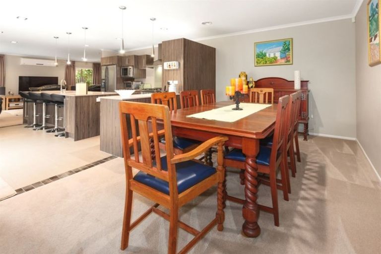 Photo of property in 113 Te Puia Drive, Aotea, Porirua, 5024