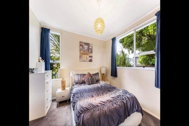 Photo of property in 11 Akron Grove, Totara Park, Upper Hutt, 5018