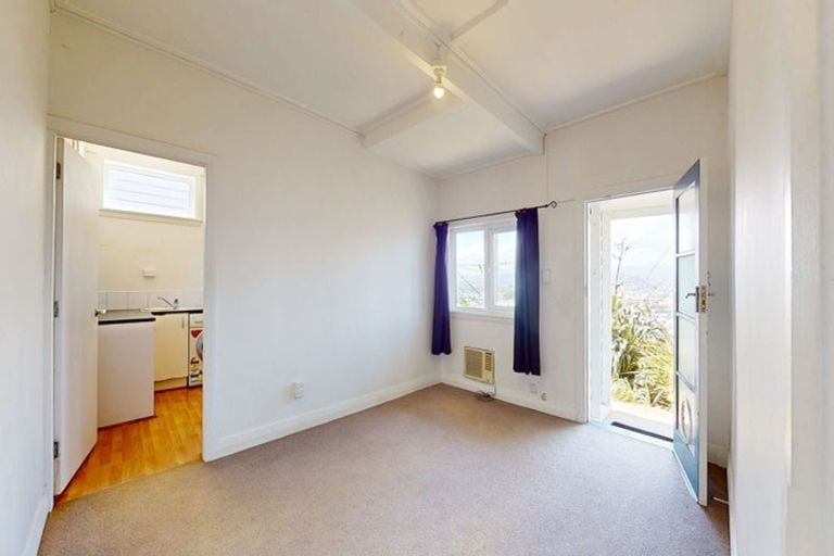 Photo of property in 5 Buckingham Street, Melrose, Wellington, 6023