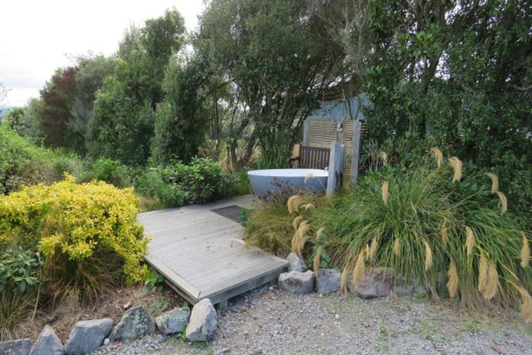 Photo of property in 12 Hepina Heights, Kinloch, Taupo, 3377