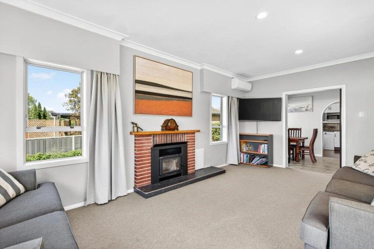 Photo of property in 16 Brookvale Road, Havelock North, 4130