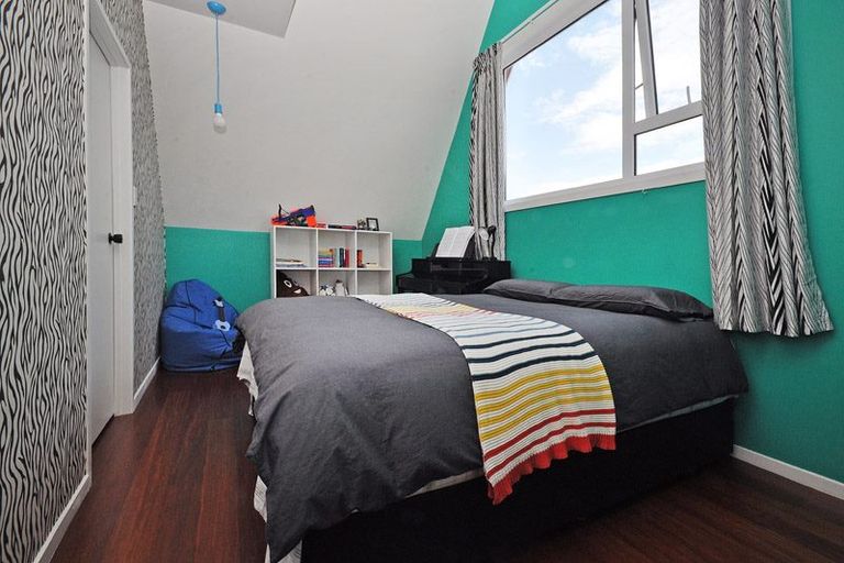 Photo of property in 2/3 County Road, Torbay, Auckland, 0630