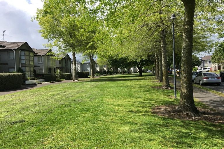 Photo of property in 71 Bruce Pulman Drive, Takanini, 2112