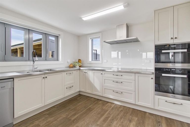 Photo of property in 308 Timaru Road, Waimate, 7978